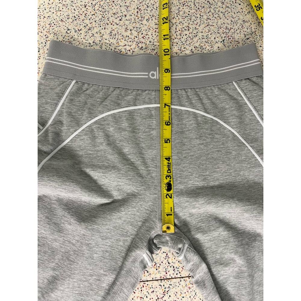 ALO Air Brush High Waist Heart Throb Leggings Grey White Women’s Size M - Picture 5 of 6
